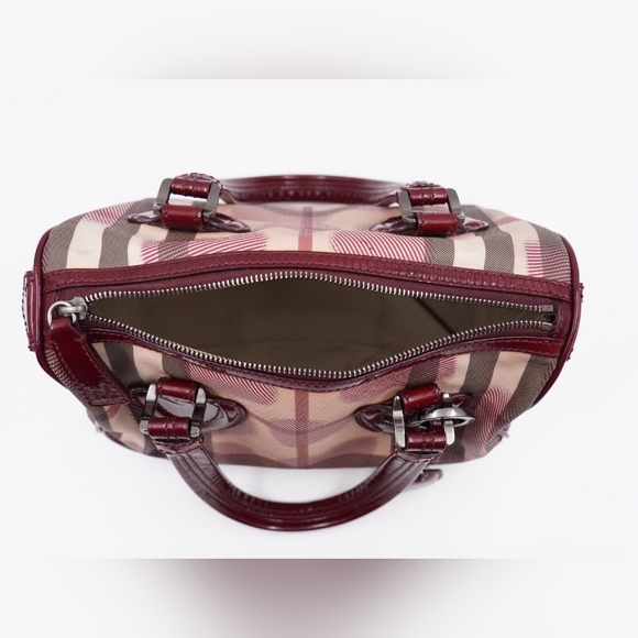 CA01 💚 Burberry Nova Check Heart Small Chester Bowling Bag - Picture 13 of 14